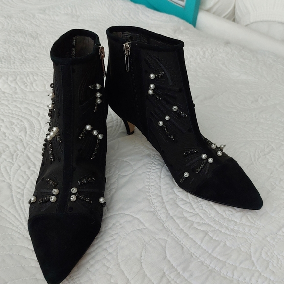 SAM EDELMAN "KAMI" BEADED KITTEN HEEL BOOTIES - Picture 6 of 12